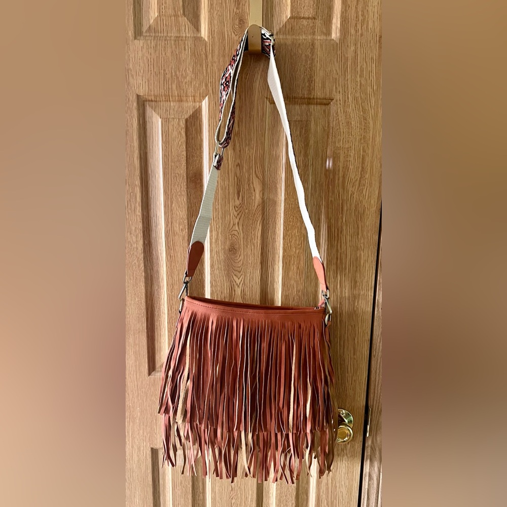 JEN&CO Fringe Crossbody Purse